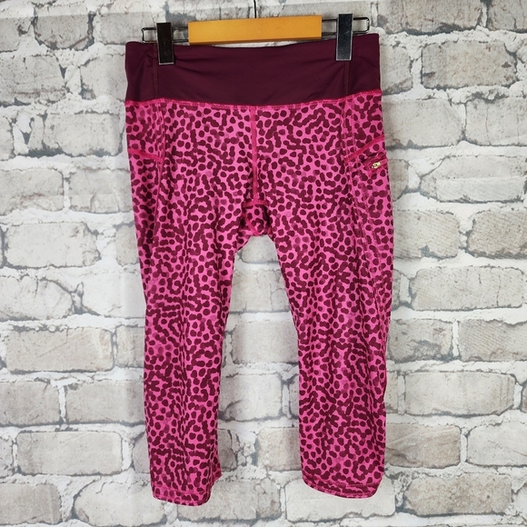 Lululemon Run Top Speed Crop Legging Ace Spot Jewelled Magenta Luxtreme Size 6 - Picture 8 of 16